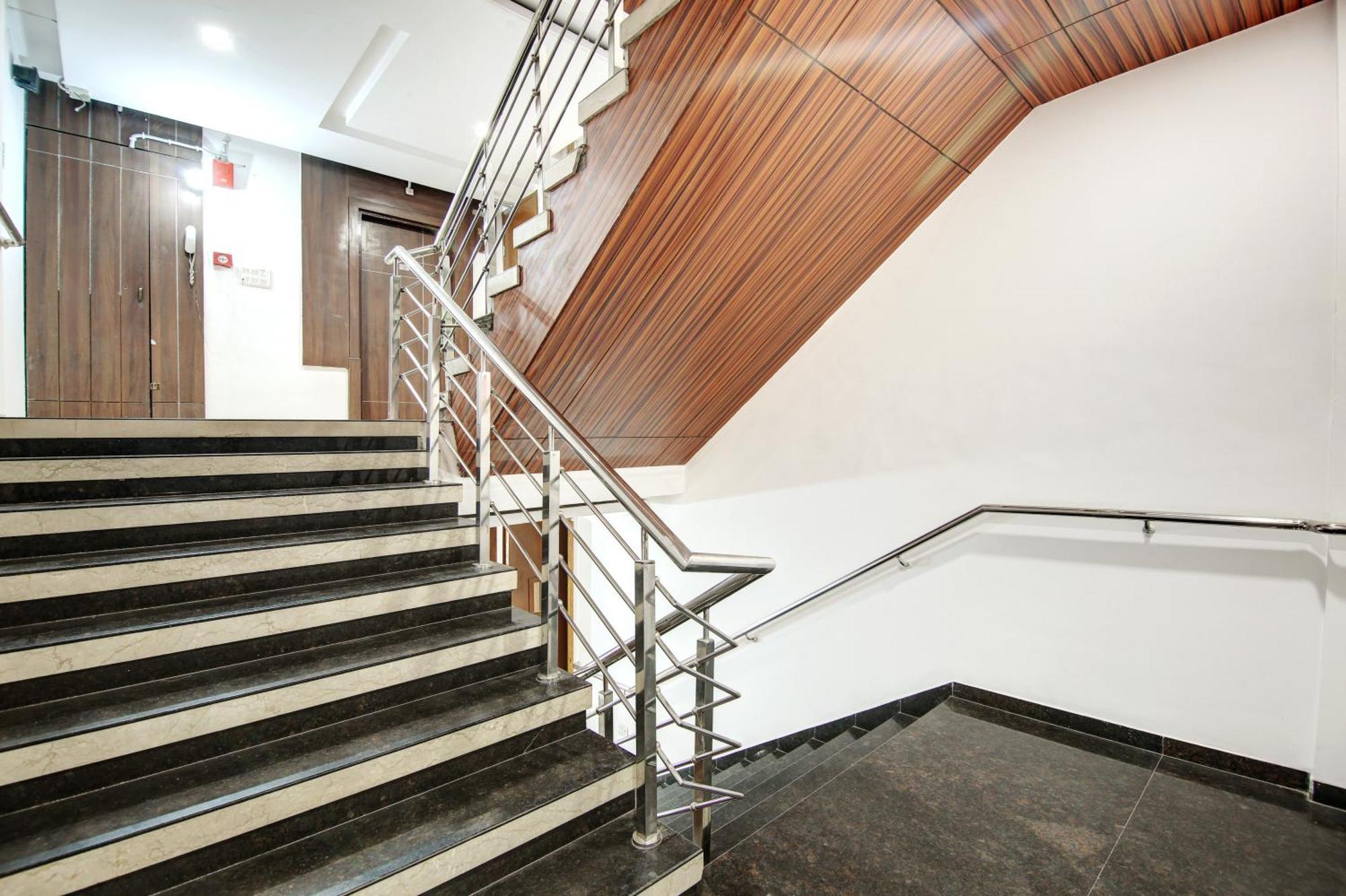 Hotel Neu Villa - Near Connaught Place & New Delhi Railway Station Exteriér fotografie