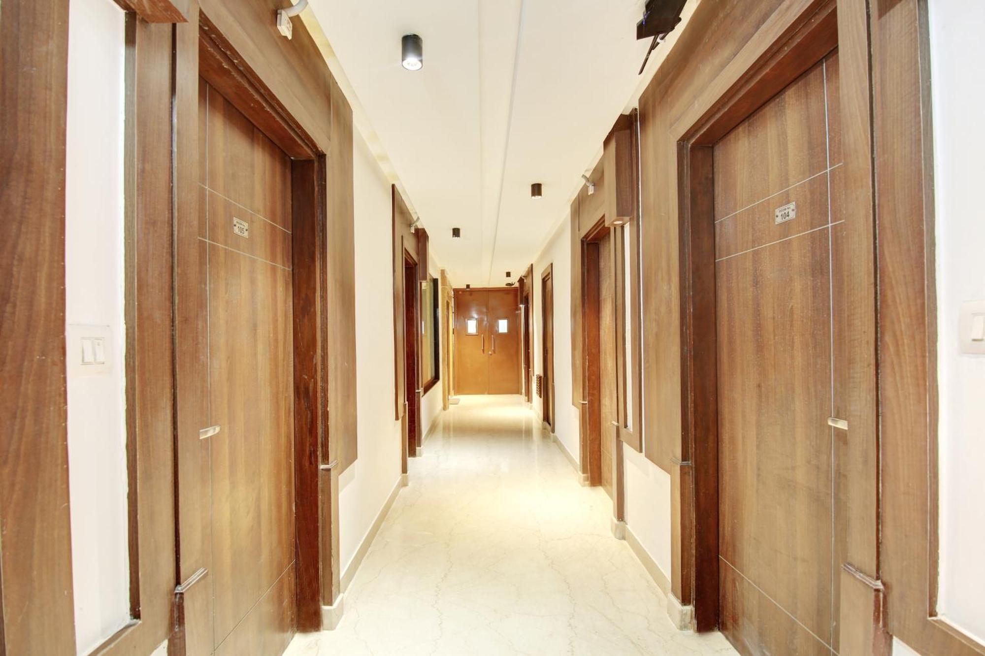 Hotel Neu Villa - Near Connaught Place & New Delhi Railway Station Exteriér fotografie